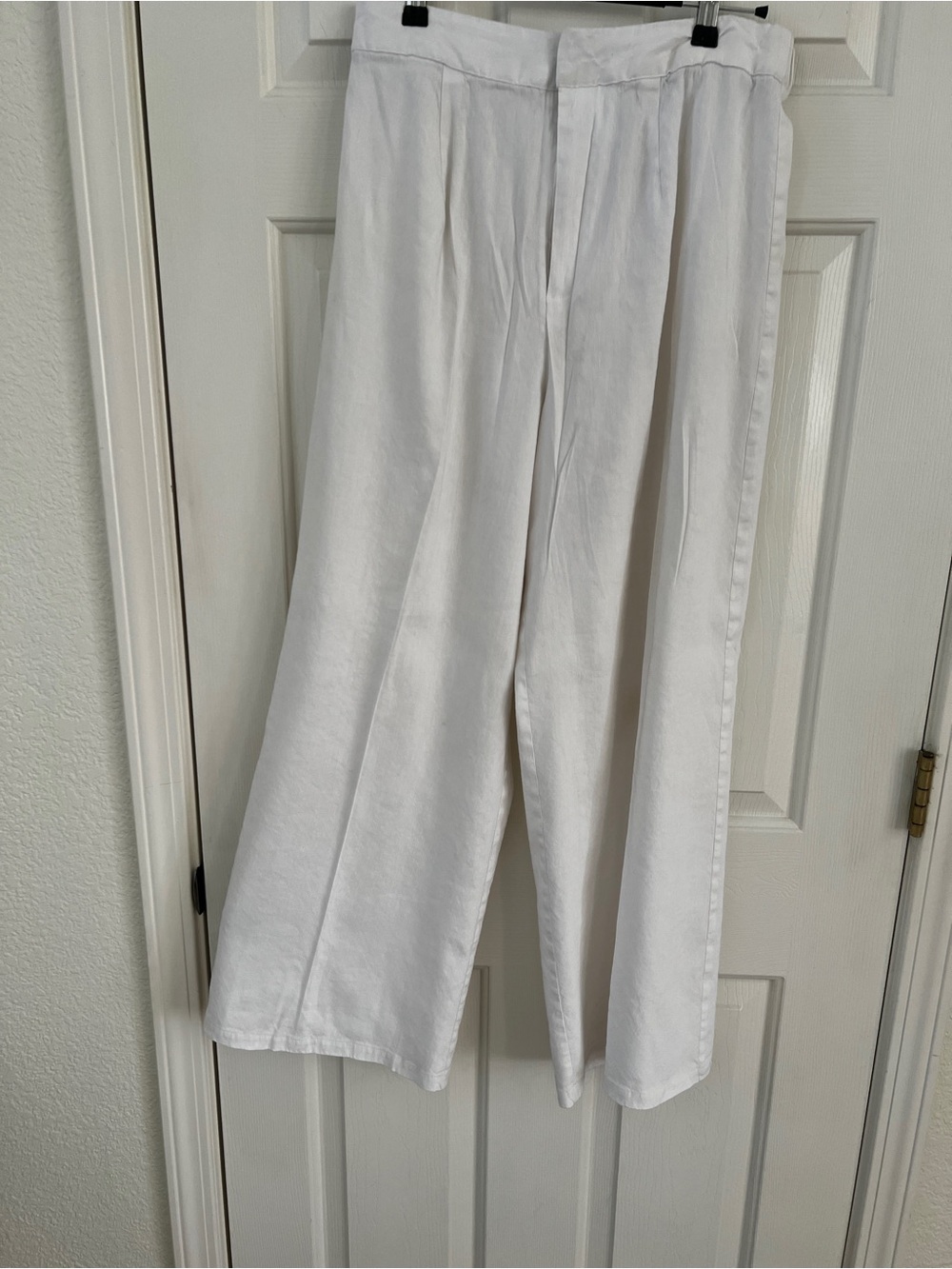 Wide-Leg Linen-Blend Pants in White - Women's Relaxed Fit